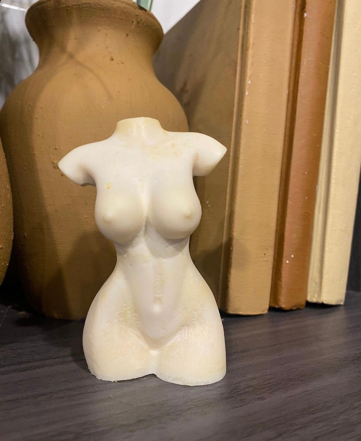 Curvy Body Candle